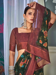 ساري نسائي أخضر مطبوع من الشيفون بتصميم أنيق مع قطعة بلوزة