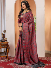 Women's Crepe Maroon Digital Print Designer Saree With Blouse Piece