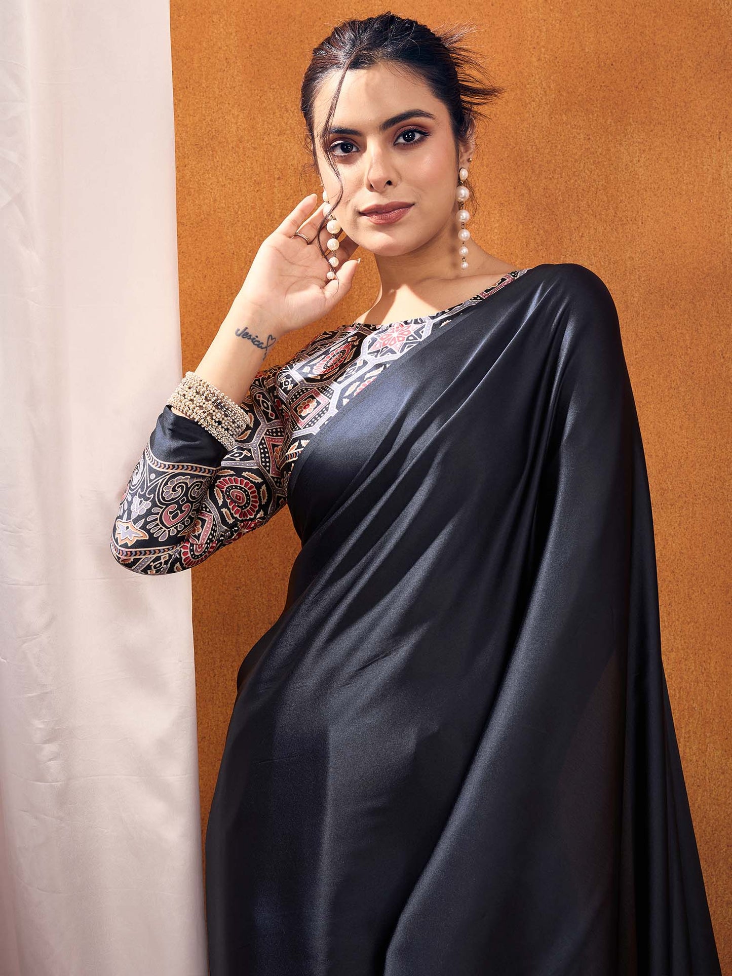 Women's Satin Silk Printed Designer Saree With Blouse Piece
