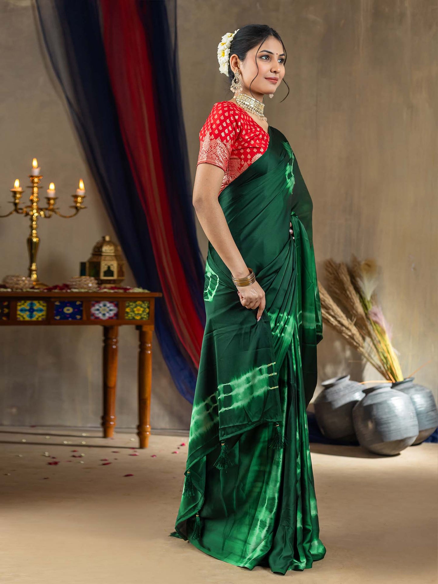 Women's Satin Silk Green Printed Designer Saree With Blouse Piece