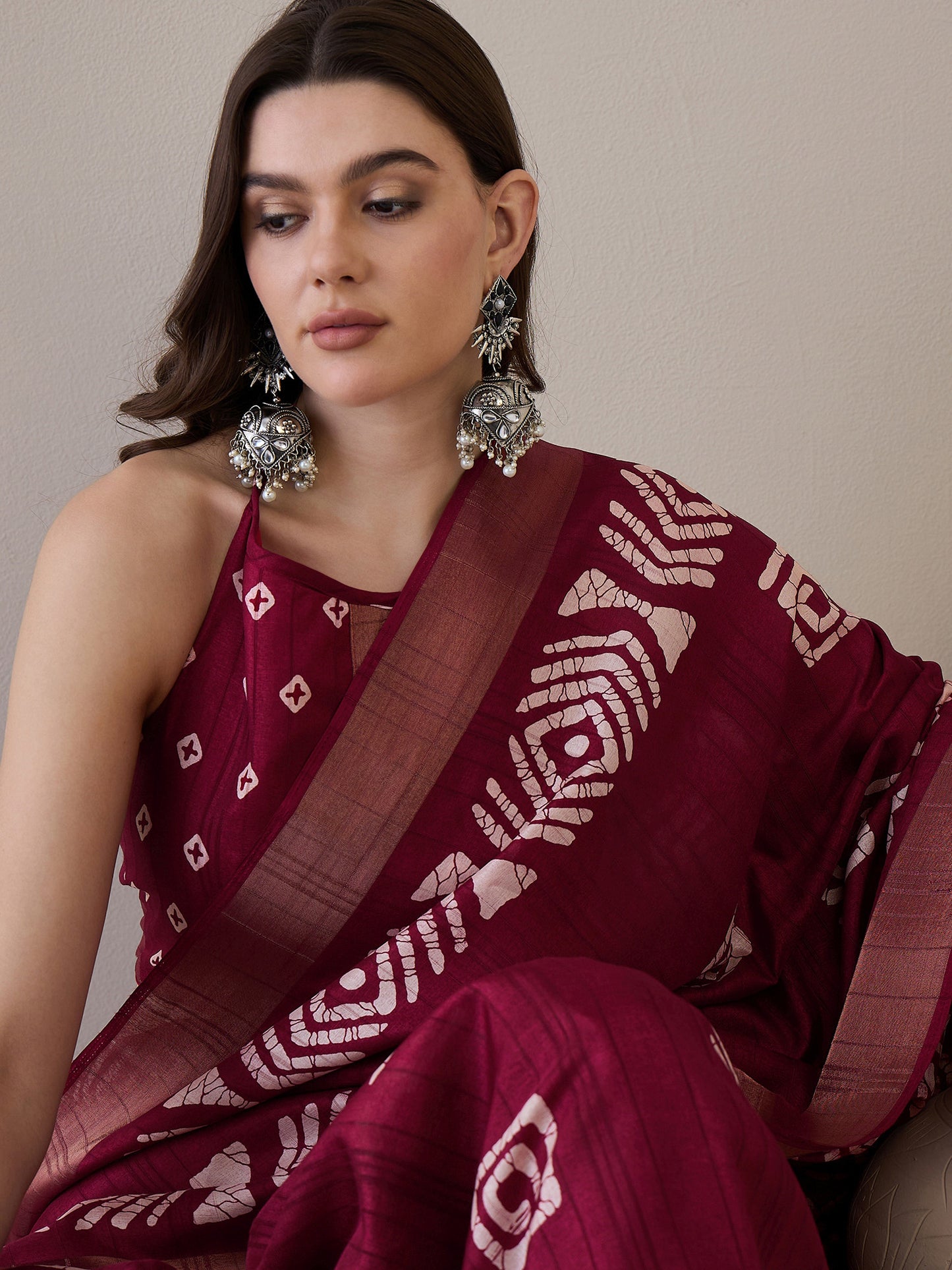 Women's Silk Blend Magenta Printed Designer Saree With Blouse Piece