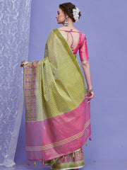 ساري نسائي من الكتان الأخضر الفاتح بتصميم منسوج مع قطعة بلوزة