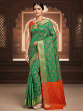 Women's Silk Blend Green Printed DesignerSaree With Blouse Piece