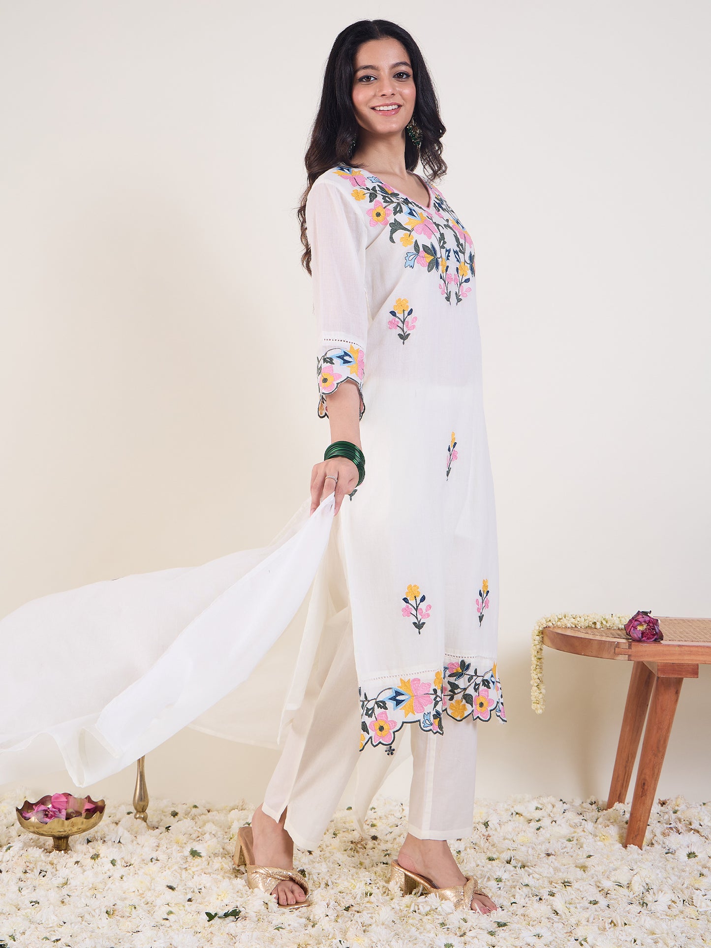 White Embroidered Straight Kurta Trousers With Dupatta Set