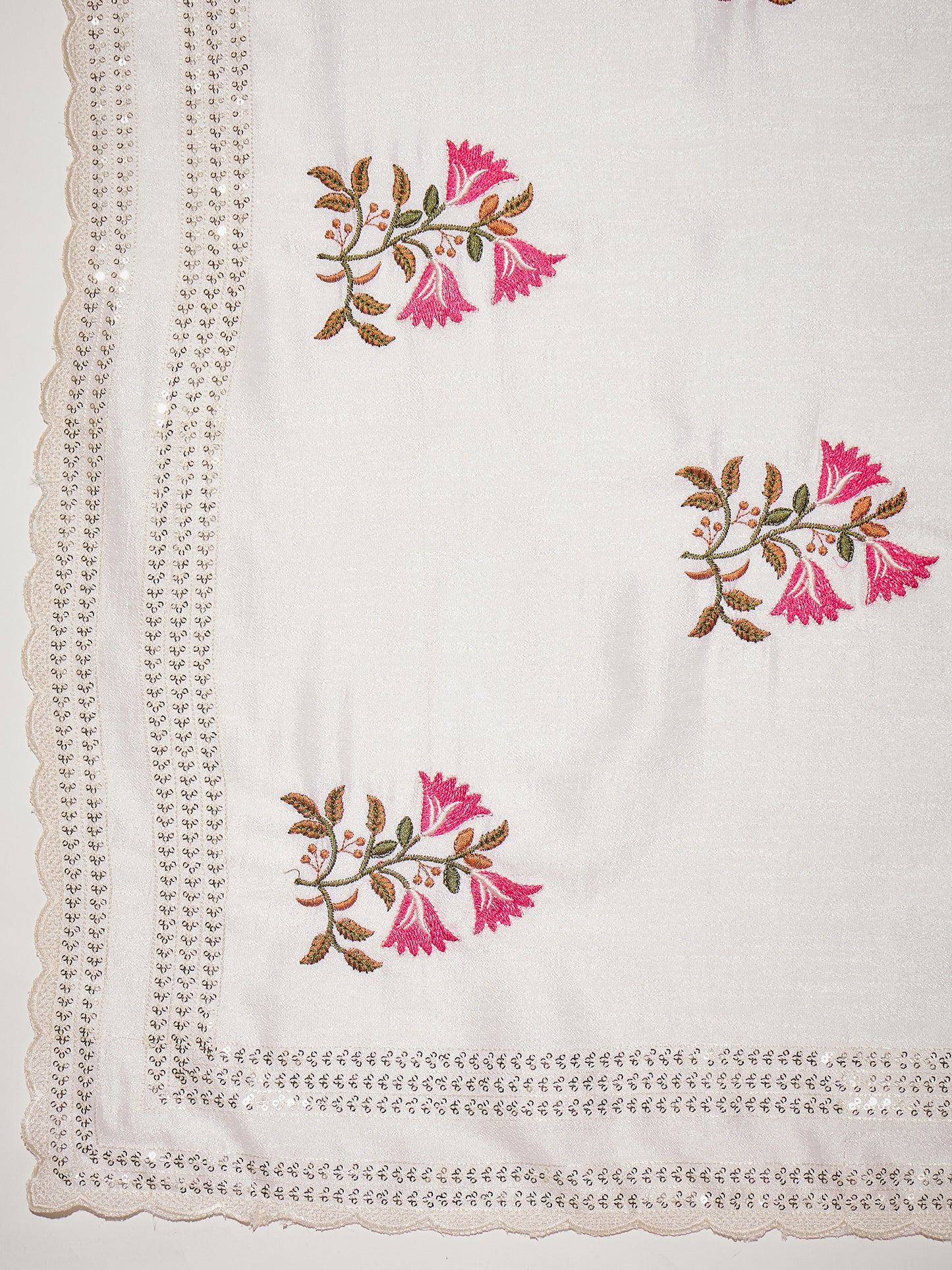 Women's Vichitra Silk White Embellished Designer Saree With Blouse Piece