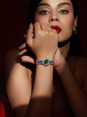 ساعة زينا الفضية