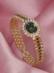 ساعة دائرية مزخرفة - ذهبية