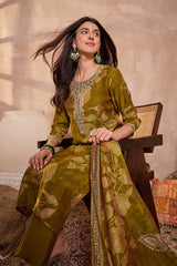 green silk blend floral printed straight kurta trouser with dupatta