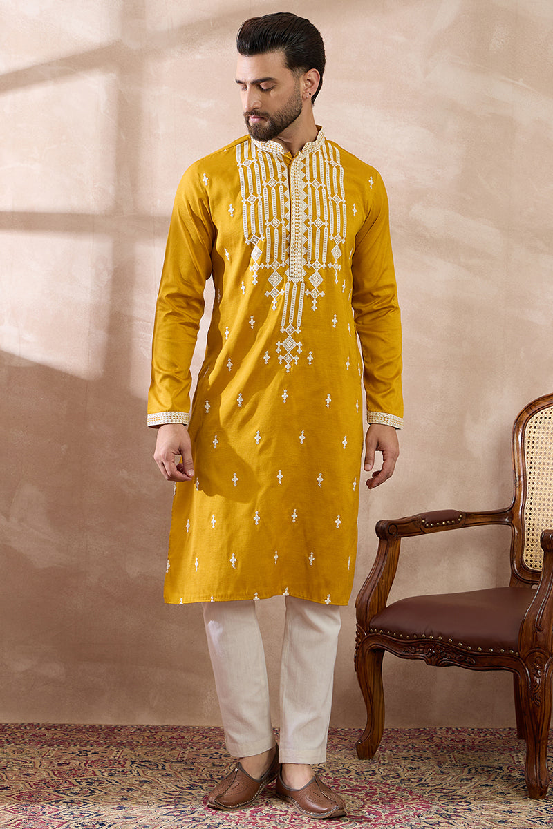 Yellow Silk Blend Embroidered Mandarin Collar Straight Kurta