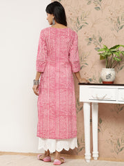 Varanga - Women Pink Abstract Printed Straight Kurta.