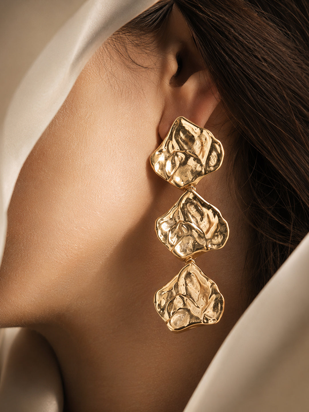 The Sculpt Drop Earrings