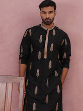 Mens Silk Blend Embroidered Kurta Pyjama Set
