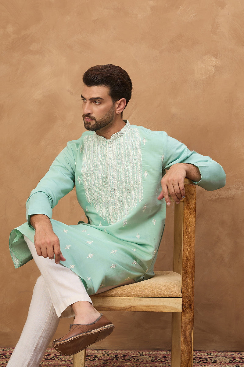 Blue Silk Blend Solid Embroidered Straight Kurta