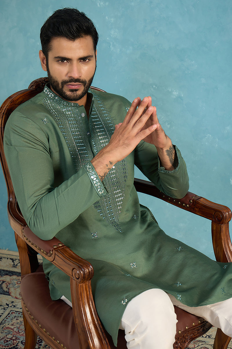 Mens Green Silk Blend Solid Emboidered Sequins Kurta