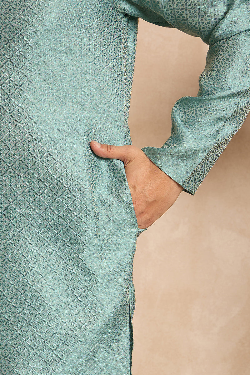 Green Polyester Solid Embroidered Straight Kurta