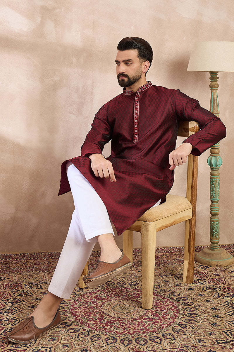 Maroon Silk Blend Solid Woven Design Straight Kurta