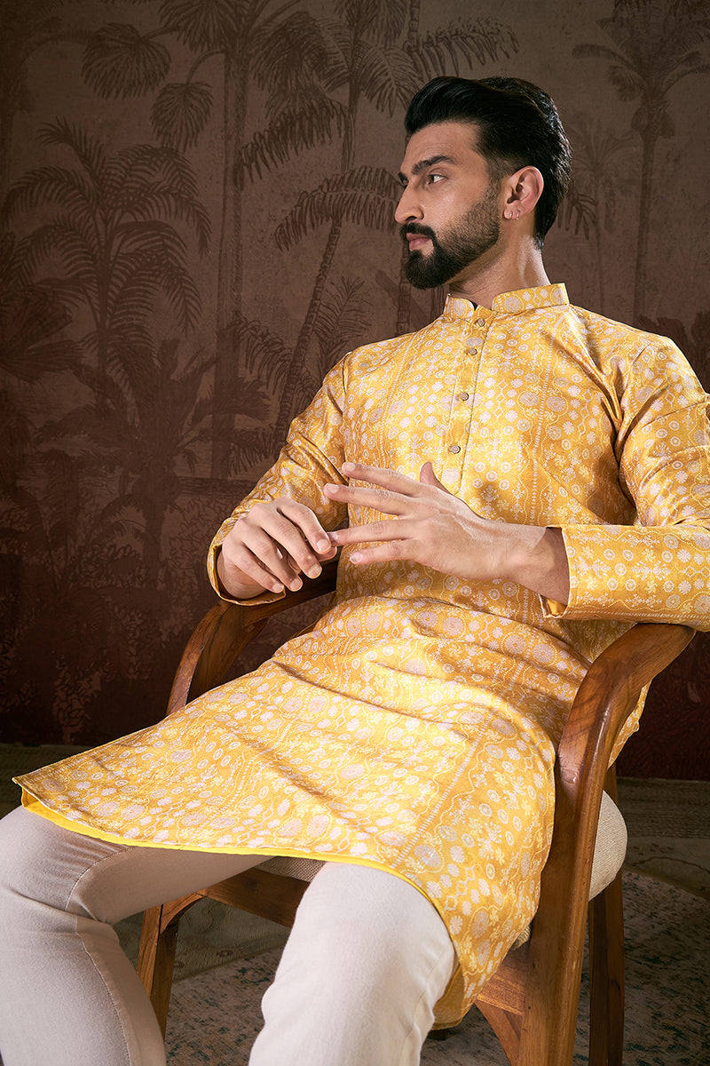 Yellow Silk Blend Floral Printed Straight Kurta