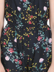 جمبسوت أسود مطبوع عليه زهور للبنات