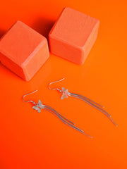 قرط أذن مطلي بالفضة بتصميم حجري