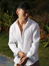 كامبوس سوترا - قميص ذو ثنيات ملتوية