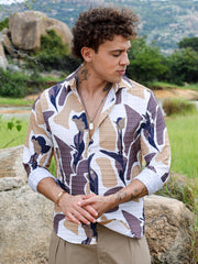 قميص بتصميم زهرة التوليب المجردة