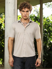 قميص سادة بدون خياطة