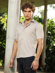 قميص سادة بدون خياطة