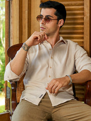 قميص منسوج الملمس