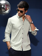 قميص مريح ذو حواف غير متوازنة