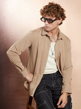 قميص مبطن ذو ملمس مميز