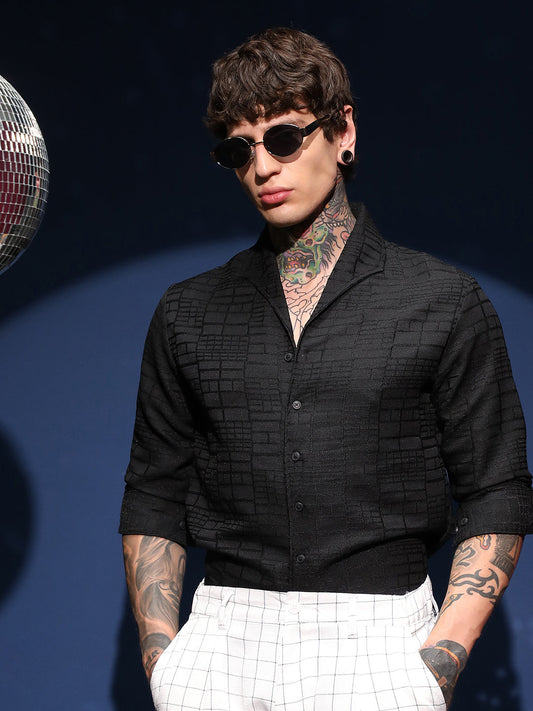 Linear-Tactile Shirt