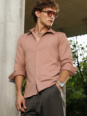 قميص ملموس مخطط بحبل