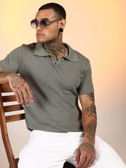 تيشيرت بولو محبوك على شكل معين