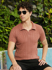 تيشيرت بولو بنقشة هندسية