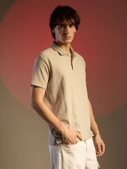 تيشيرت بولو بنقشة شيفرون