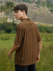 تيشيرت بولو مخطط بنقشة البرسيم