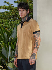 تيشيرت بولو بتقنية Arc-Tactile