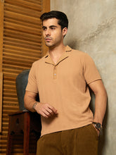 تيشيرت بولو كوبي مصنوع من حبل الملمس