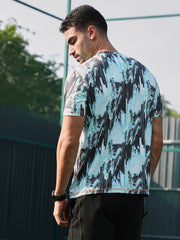 تيشيرت رياضي بتصميم فرشاة تجريدية