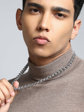 The Curve Chain Necklace - Metallic Silver