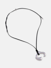 قلادة دالاس الفضية المعدنية