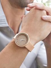 The Off-Duty Round Watch - Sand Beige