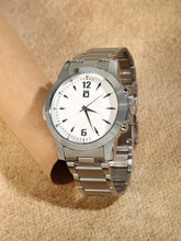 The Studio Round Watch - Metallic Silver
