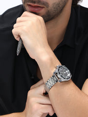 The Ribbed Round Watch - Midnight Black