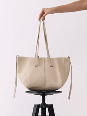 The Medium Illumé Tote Bag - Saltbox Beige