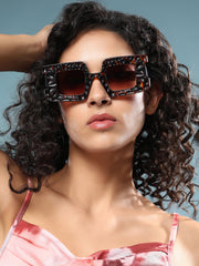 نظارة شمسية مستطيلة الشكل بتصميم صدفة السلحفاة المسننة - بني قهوة