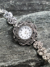 ساعة أكواليث الدائرية - فضة الكأس