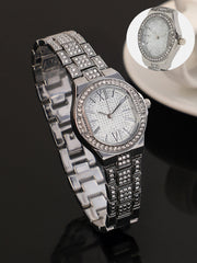 The Hélios Cushion Watch - Metallic Silver