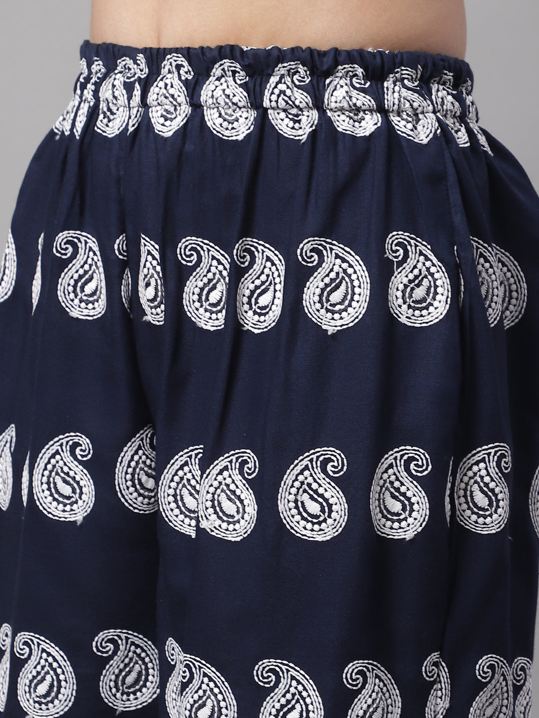 Women Embroidered And Sequin Work Co Ords