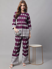 طقم نسائي مطرز ومزين بالترتر (JNCS 3001 بنفسجي)